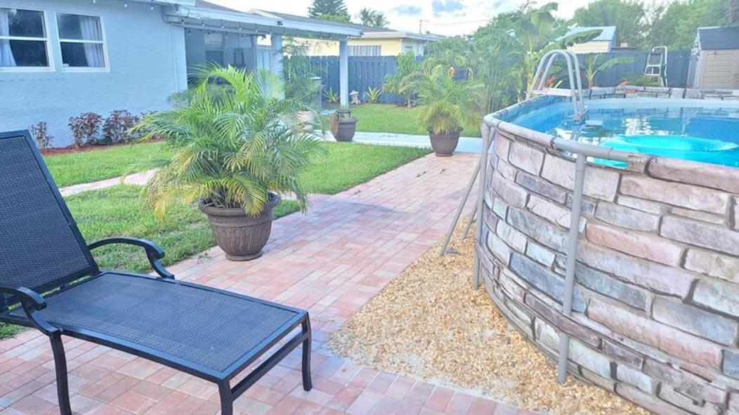 Palm Springs 3-Bedroom 2-Bath 5 Miles To The Beach Lake Worth Beach Exterior foto